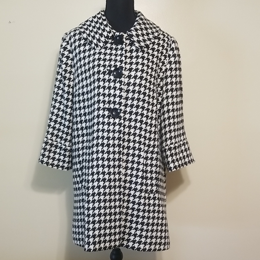Carmen Marc Valvo White & Black Houndstooth Peacoat Classy Warm Jacket Cozy - M